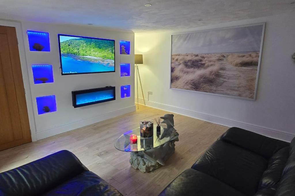 Welcome To The Beach House! Rhôs-on-Sea Exteriör bild